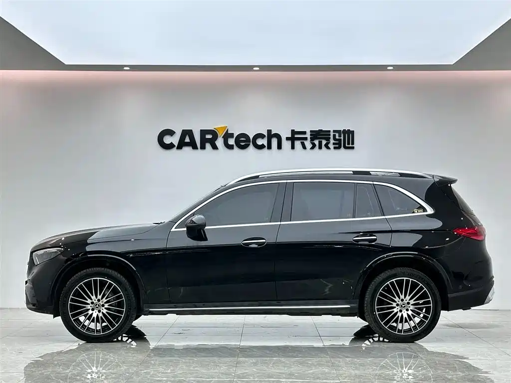 Mercedes-Benz GLC 2023 GLC 300 L 4MATIC Luxury 7-Seater фото 2