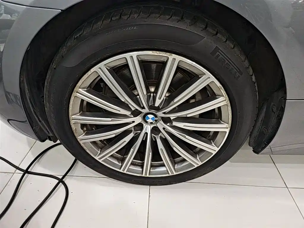 BMW 6 Series GT 2019 630i Luxury Design Package фото 23