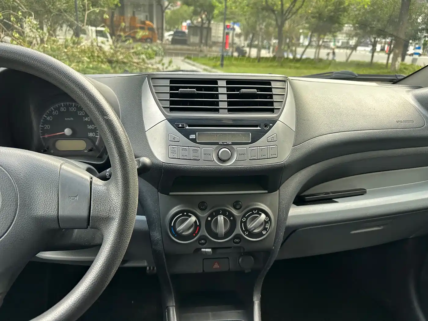 Suzuki Alto 2015 2013 1.0L Manual Deluxe