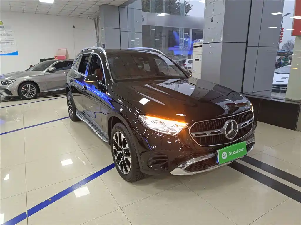 Mercedes-Benz GLC 2023 GLC 260 L 4MATIC Dynamic 7-Seater фото 22