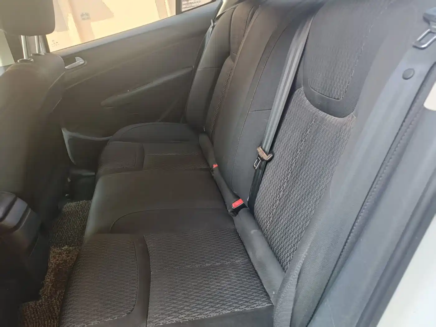 Peugeot 308 2014 Model Joy Edition Classic 1.6L Automatic Superior Style фото 6