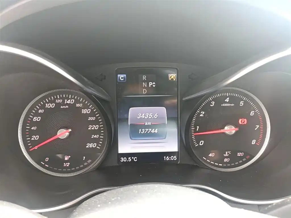 Mercedes-Benz C-Class 2016 C 200 L Sport фото 12
