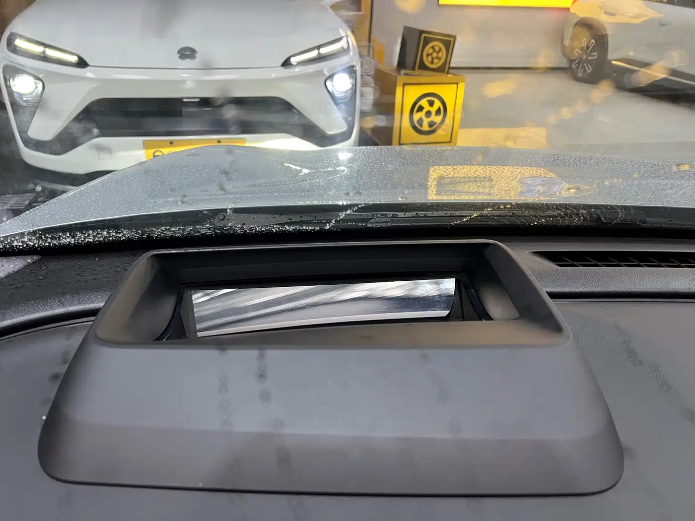Geely Galaxy Galaxy E8 2025 700km Long Voyage Smart Drive Edition фото 19