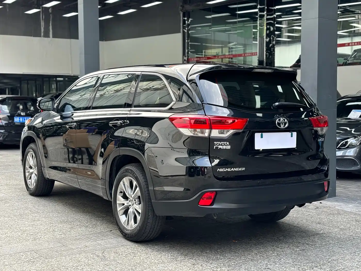 Toyota Highlander 2018 2.0T 2WD Elite 7-Seater China VI фото 12