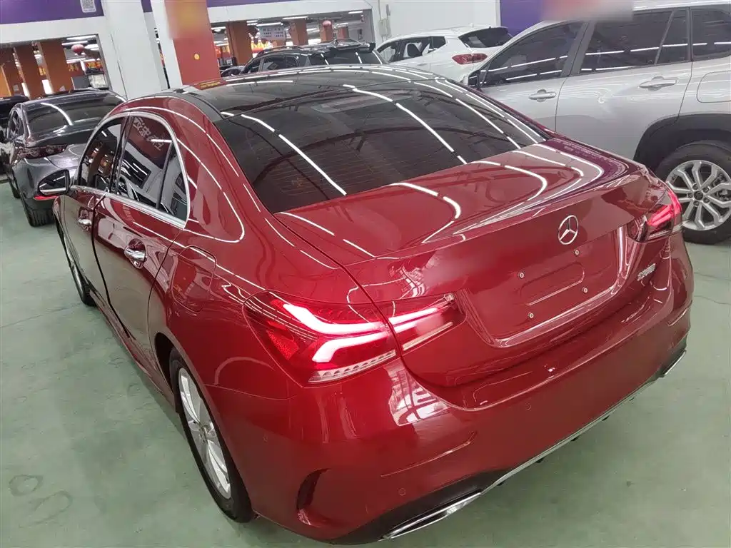Mercedes-Benz A-Class 2022 A 200 L Sport Sedan Dynamic фото 23