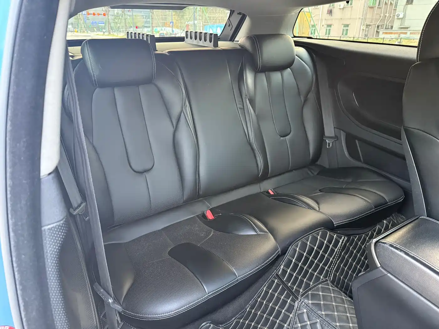 Land Rover Range Rover Evoque (Import) 2013 Model 2.0T 3-Door Victoria Limited Edition фото 15