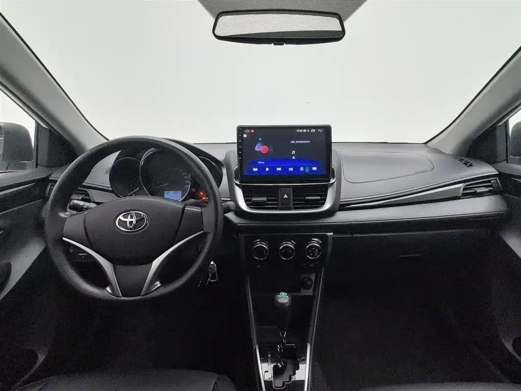 Toyota YARiS L Zhi Xiang 2020 1.5L CVT Luxury Edition фото 5