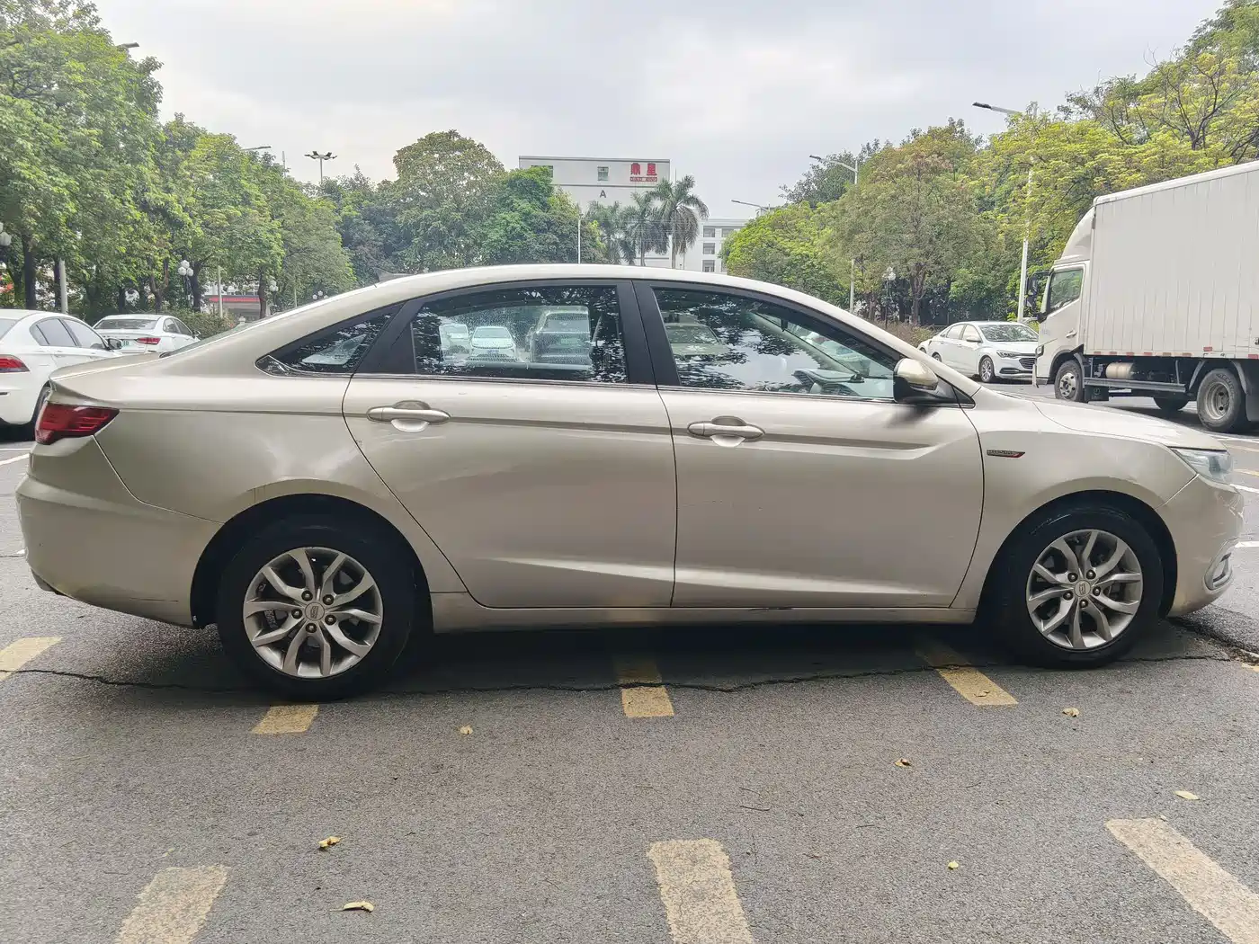 GEELY AUTOMOBILE EMGRAND GL