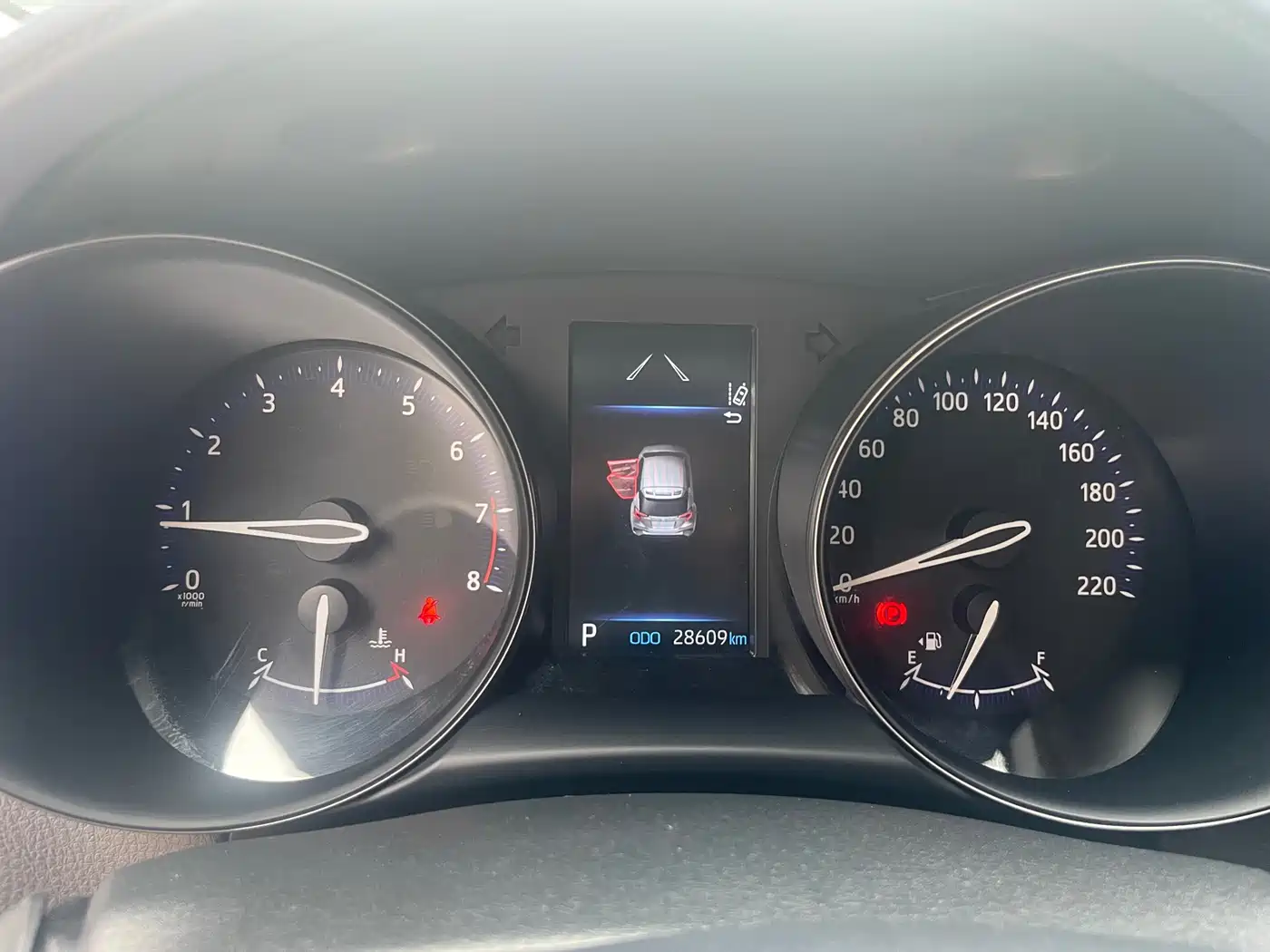 Toyota C-HR 2021 2.0L Luxury Edition фото 16