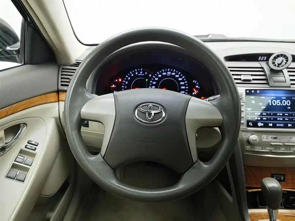 Toyota Camry 2011 200E Elite Sunroof Edition фото 11