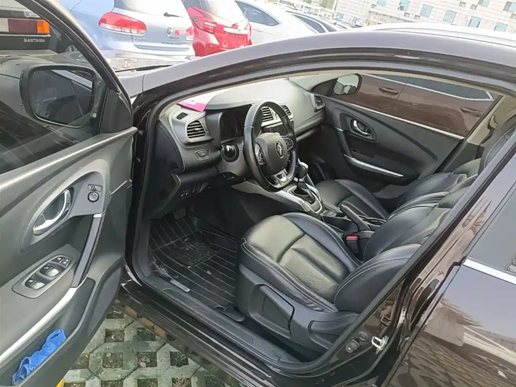 Renault Kadjar 2017 2016 2.0L 2WD Leading