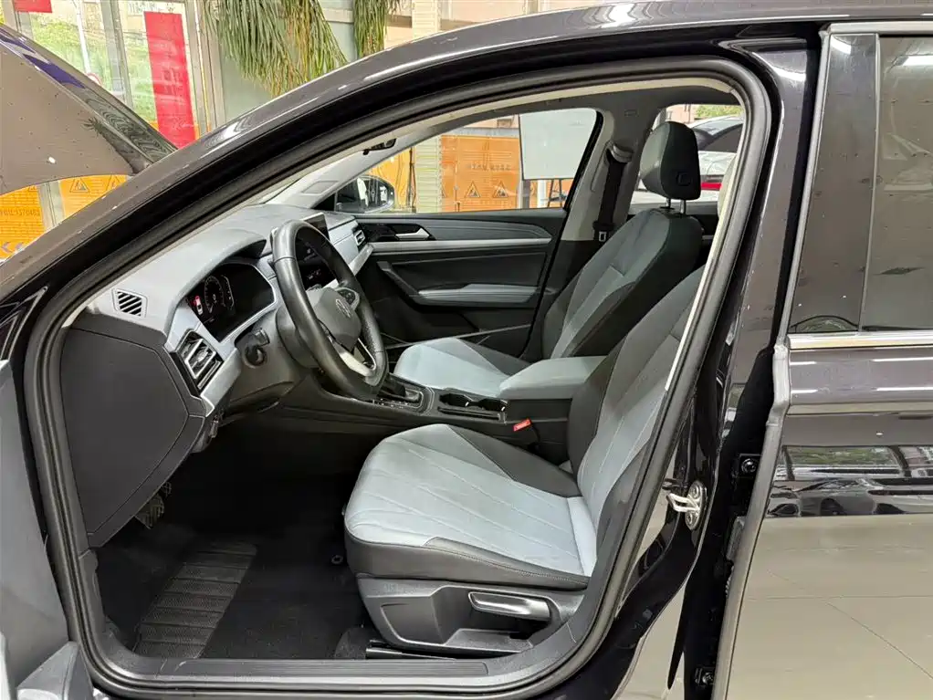 Volkswagen Lavida 2023 1.5L Automatic Starlight 5 Million Edition фото 22