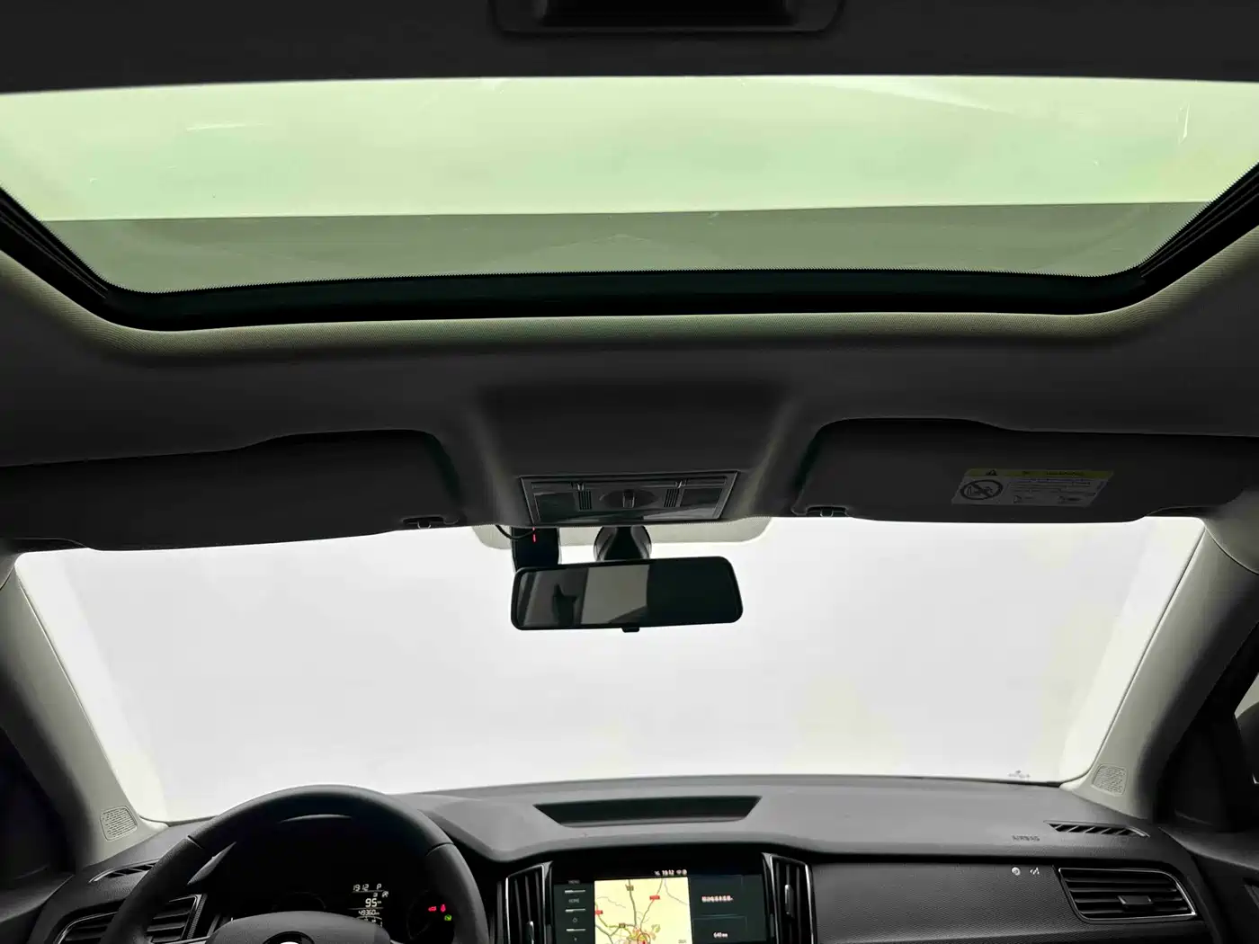 Škoda Kamiq 2022 1.5L Automatic Comfort Edition фото 10