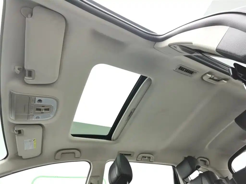 BYD Song MAX 2021 Upgrade 1.5T Automatic Luxury Edition 6-Seater фото 14