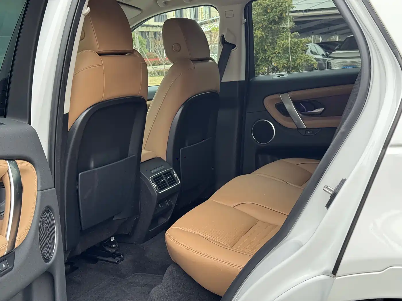 LAND ROVER DISCOVER SPORTS