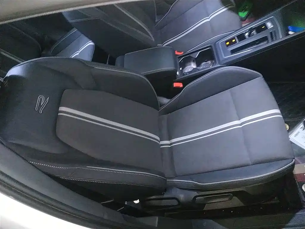 Volkswagen Golf 2023 Facelift 280TSI DSG R-Line Lite фото 25