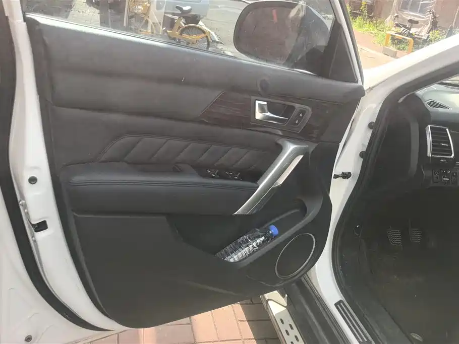 Haval H2 2016 Red Label 1.5T Manual 2WD Luxury фото 7