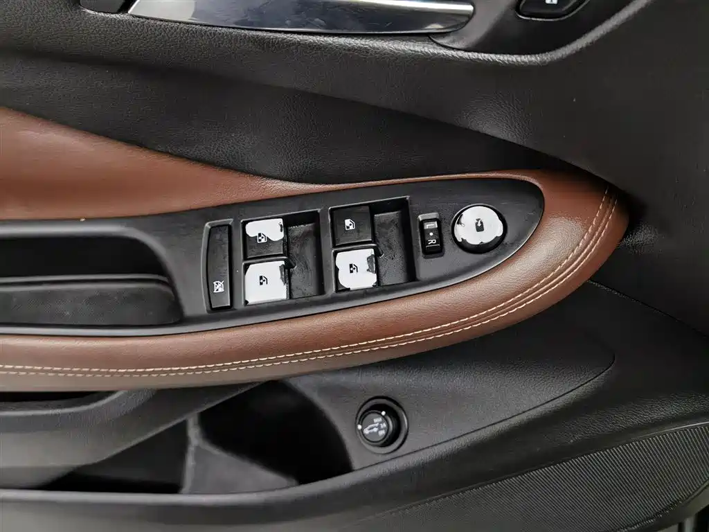 Buick Envision Plus 2016 28T 4WD Elite фото 9