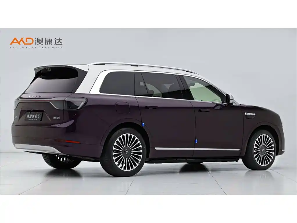 AITO Wenjie AITO M9 2025 Extended Range Ultra 52kWh 6-Seater фото 3