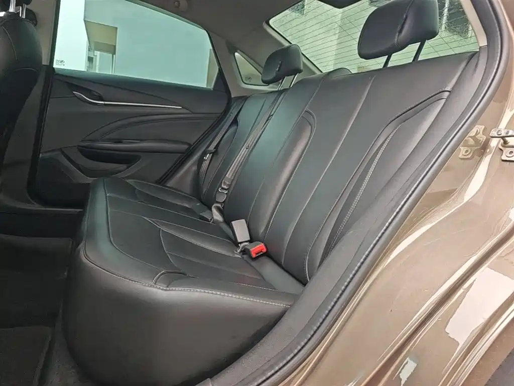 Buick Excelle 2015 15N Automatic Luxury фото 17