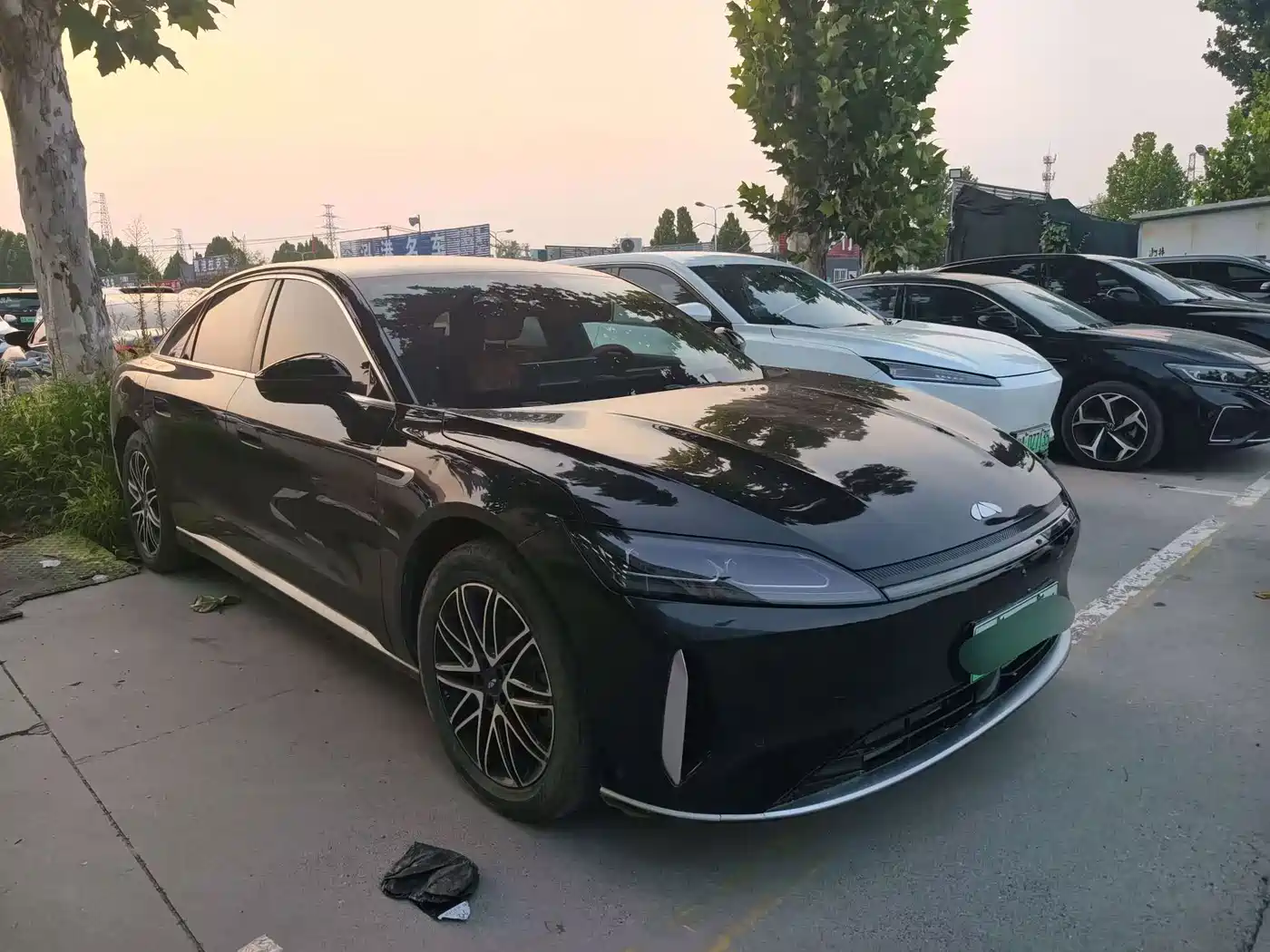 Chery Fengyun Fengyun A9L 2025 2025 Model 260 Extended Range Premium Edition