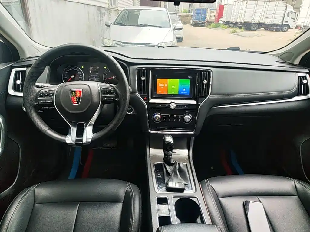 Roewe i6 2018 2018 20T Automatic Flagship Edition