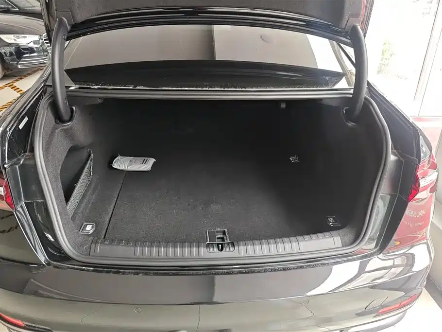 Audi A6L 2019 40 TFSI Luxury Elegance фото 4