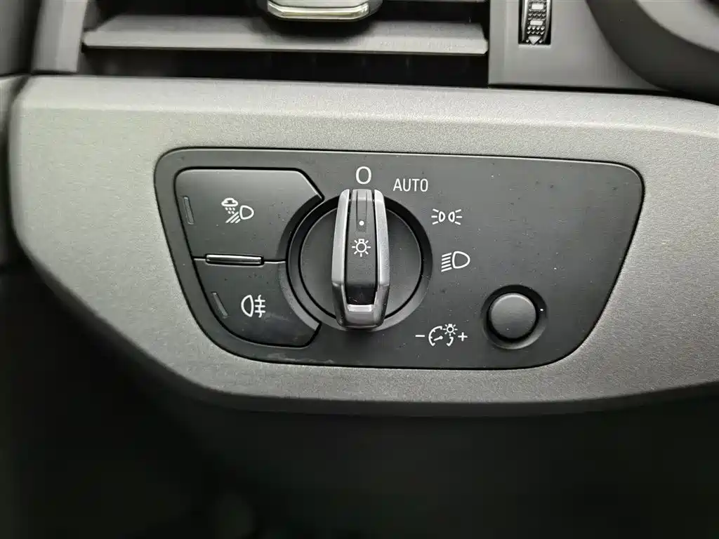 Audi A4L 2019 40 TFSI Progressive (China VI) фото 21