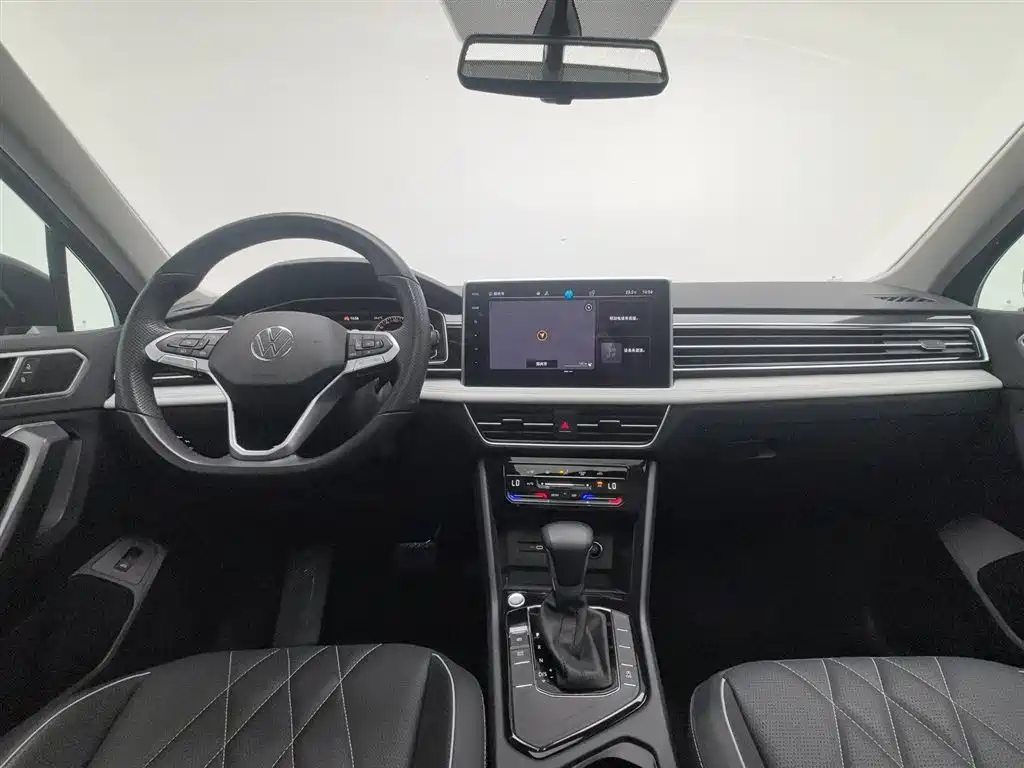 Volkswagen Tiguan L 2024 300TSI Auto 2WD Smart Edition фото 5