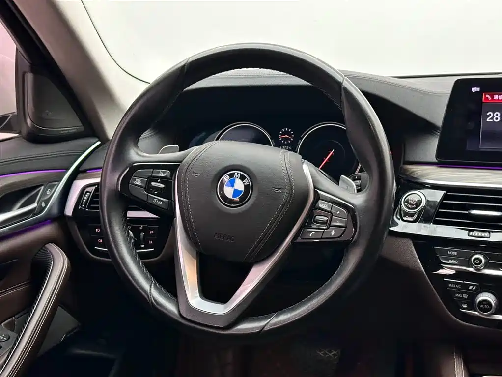 BMW 5 Series 2018 530Li Exclusive Luxury Package фото 12