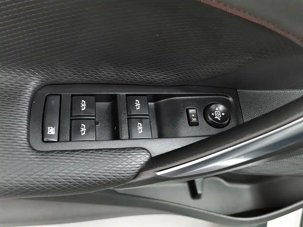 Chevrolet Trax 2022 Trax RS 1.5T CVT Cool фото 9