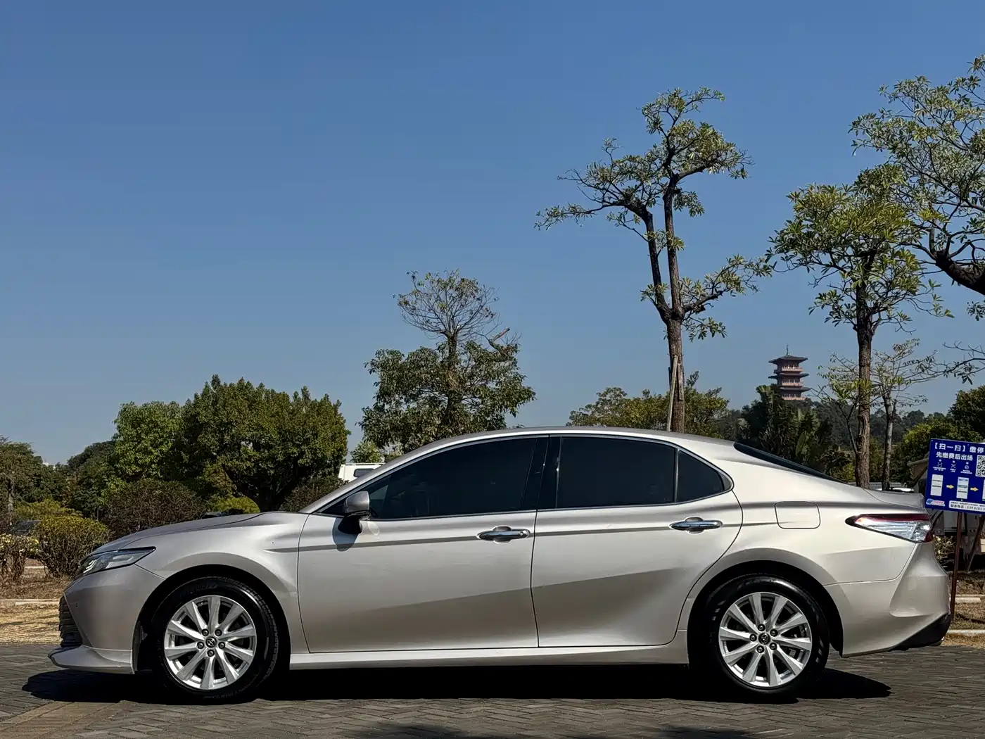Toyota Camry 2019 Facelift 2.0G Luxury Edition фото 21