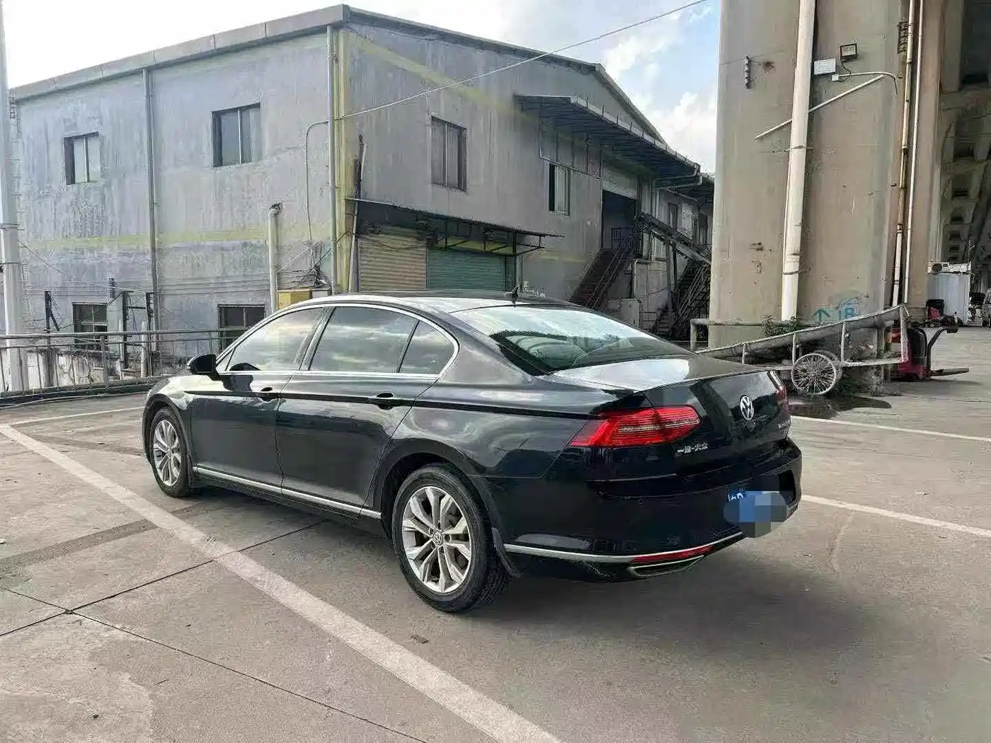 Volkswagen Magotan 2019 330TSI DSG Luxury Class China VI фото 5