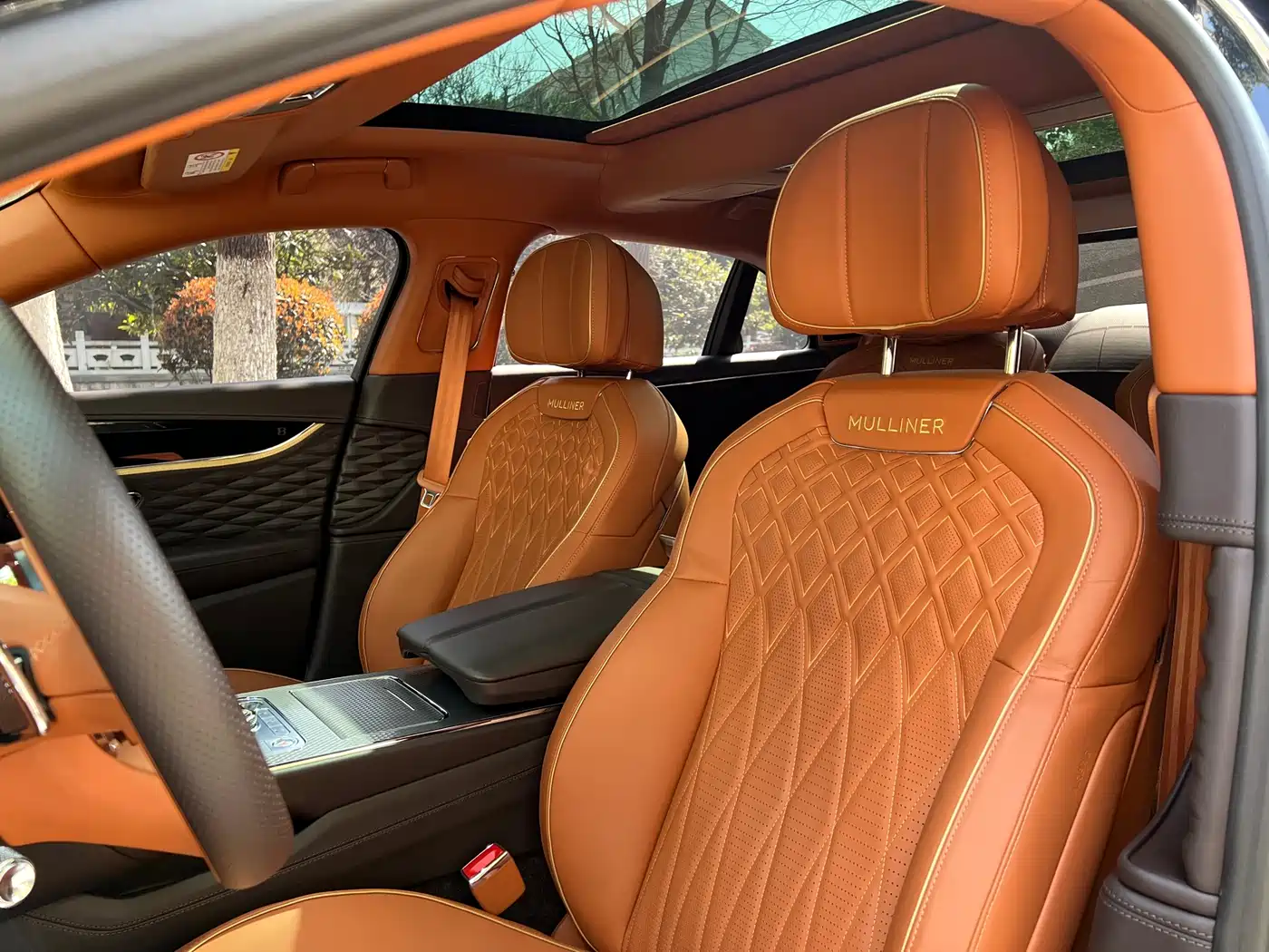 BENTLEY FLYING SPUR PLUG-IN HYBRID