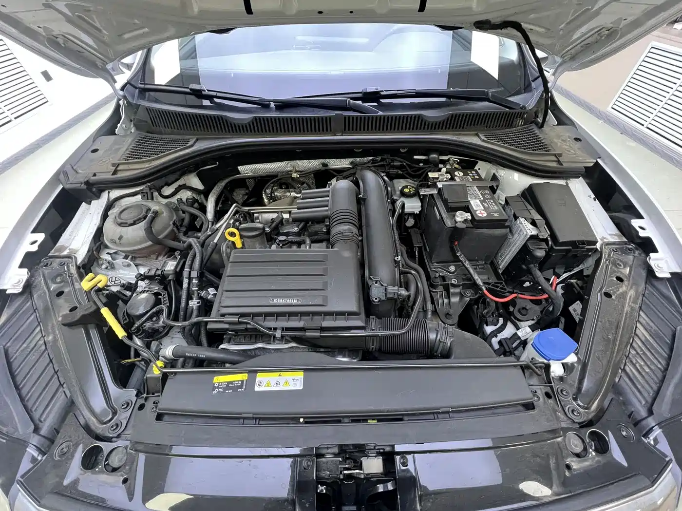 Volkswagen Sagitar 2023 Model Year 280TSI DSG Surpass Edition фото 20