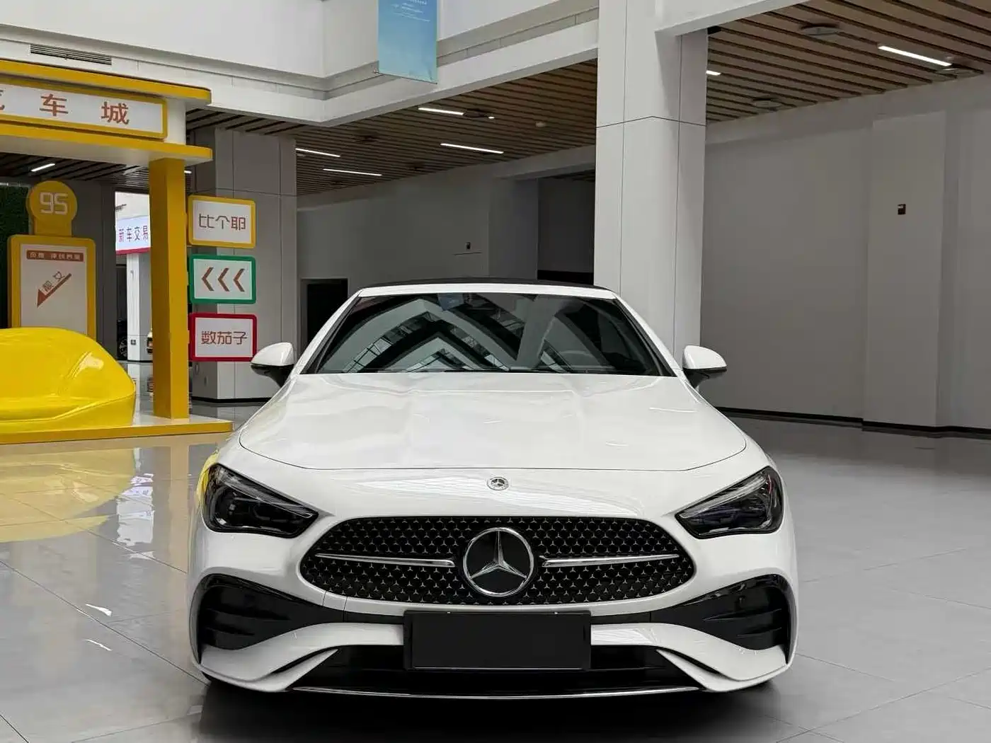 Mercedes-Benz CLE 2025 CLE 260 Convertible фото 2