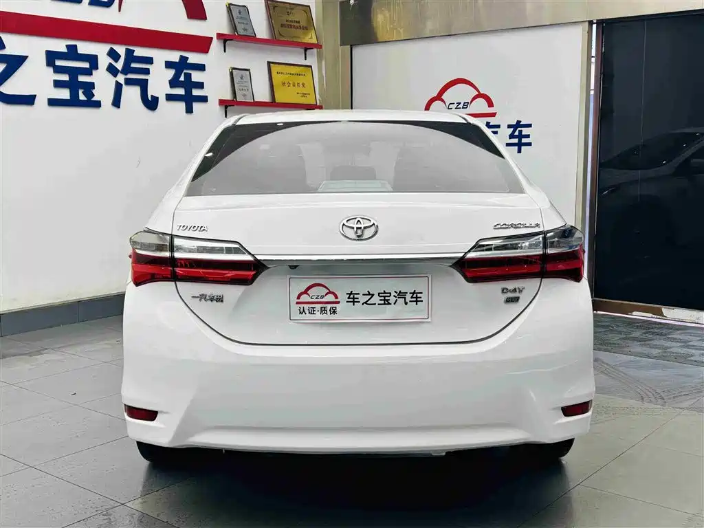 Toyota Corolla 2017 Facelift 1.2T S-CVT GL-i Leather Edition фото 6