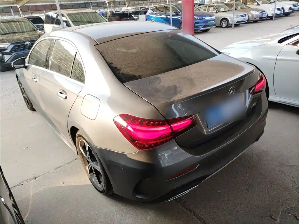 Mercedes-Benz A-Class 2023 A 200 L Fashion фото 23