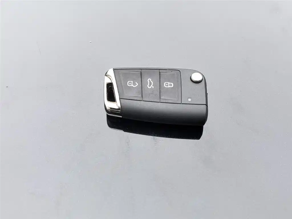 Volkswagen Tiguan L 2024 300TSI Auto 2WD Smart Edition фото 19