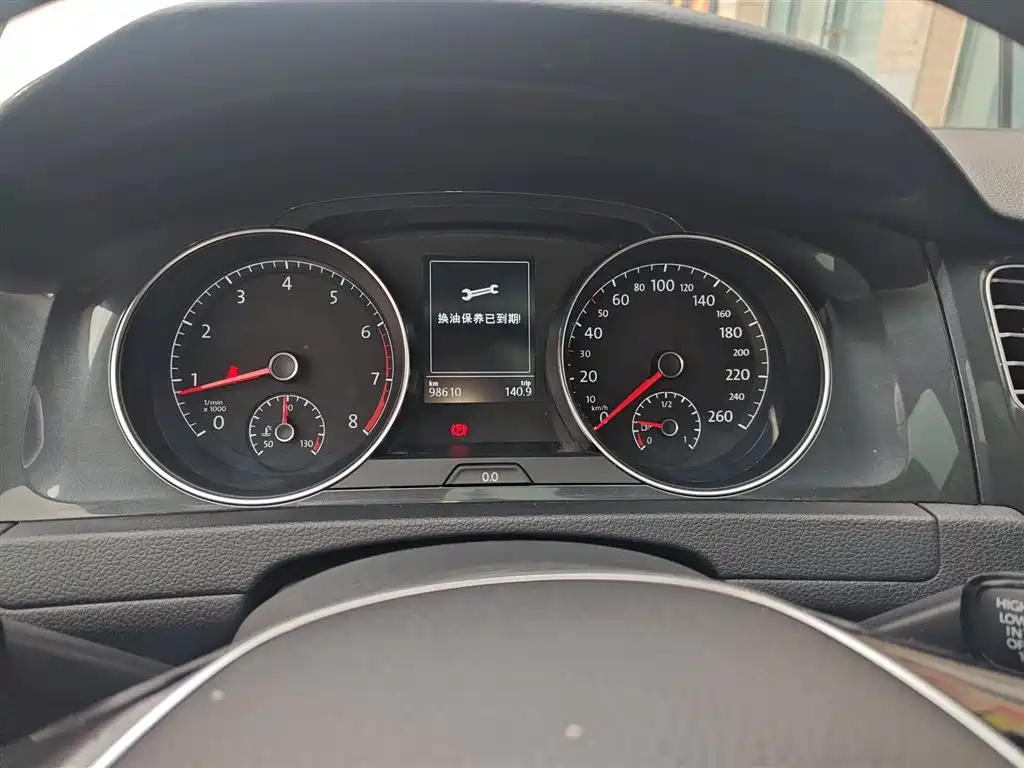 Volkswagen Golf 2019 280TSI DSG Luxury (China V) фото 8