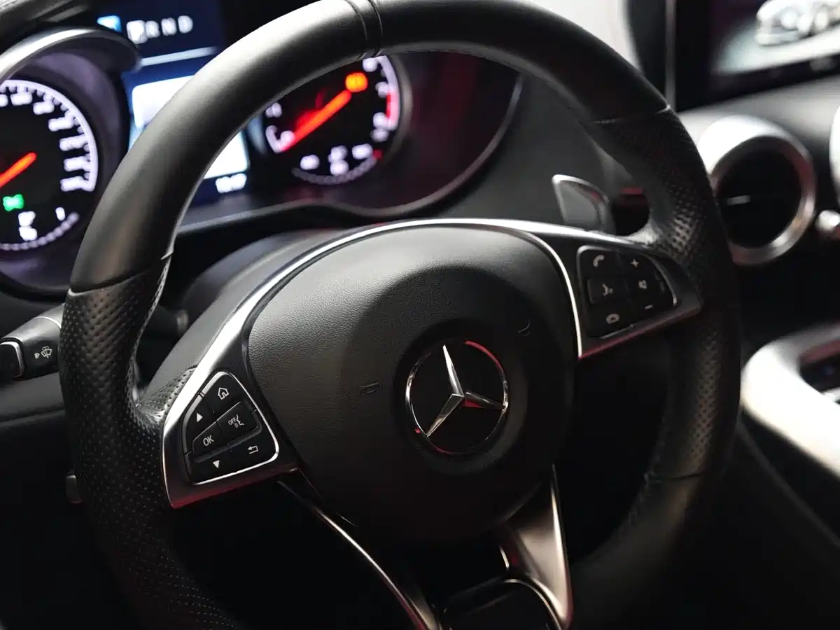 Mercedes-Benz AMG GT 2017 AMG GT фото 9