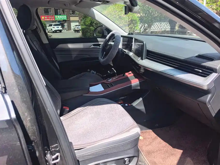 Volkswagen Talagon 2023 380TSI 4WD R-Line Touring Edition фото 8