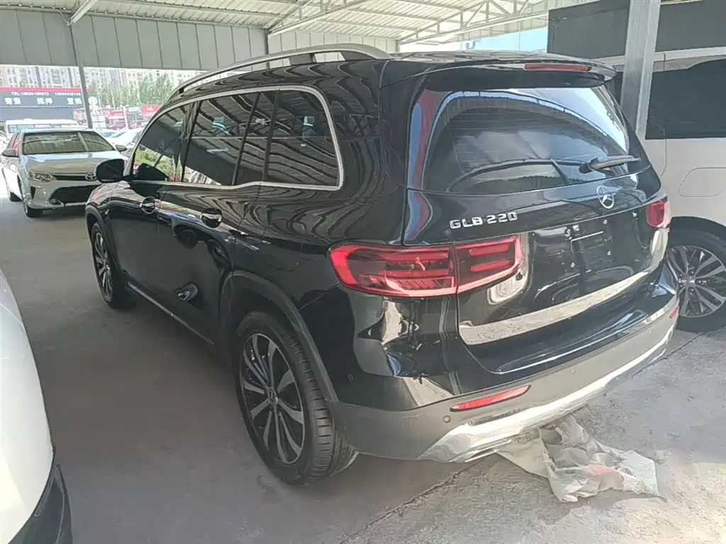 Mercedes-Benz GLB 2024 GLB 220 Fashion фото 5