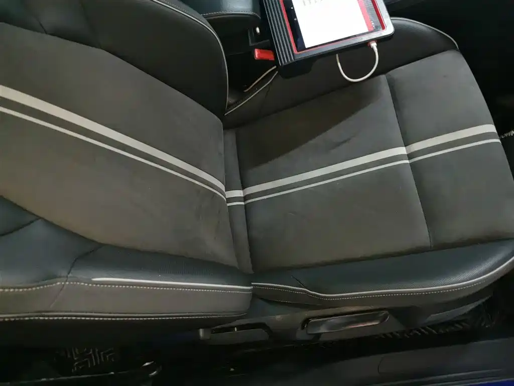 Volkswagen Golf 2021 280TSI DSG R-Line фото 20