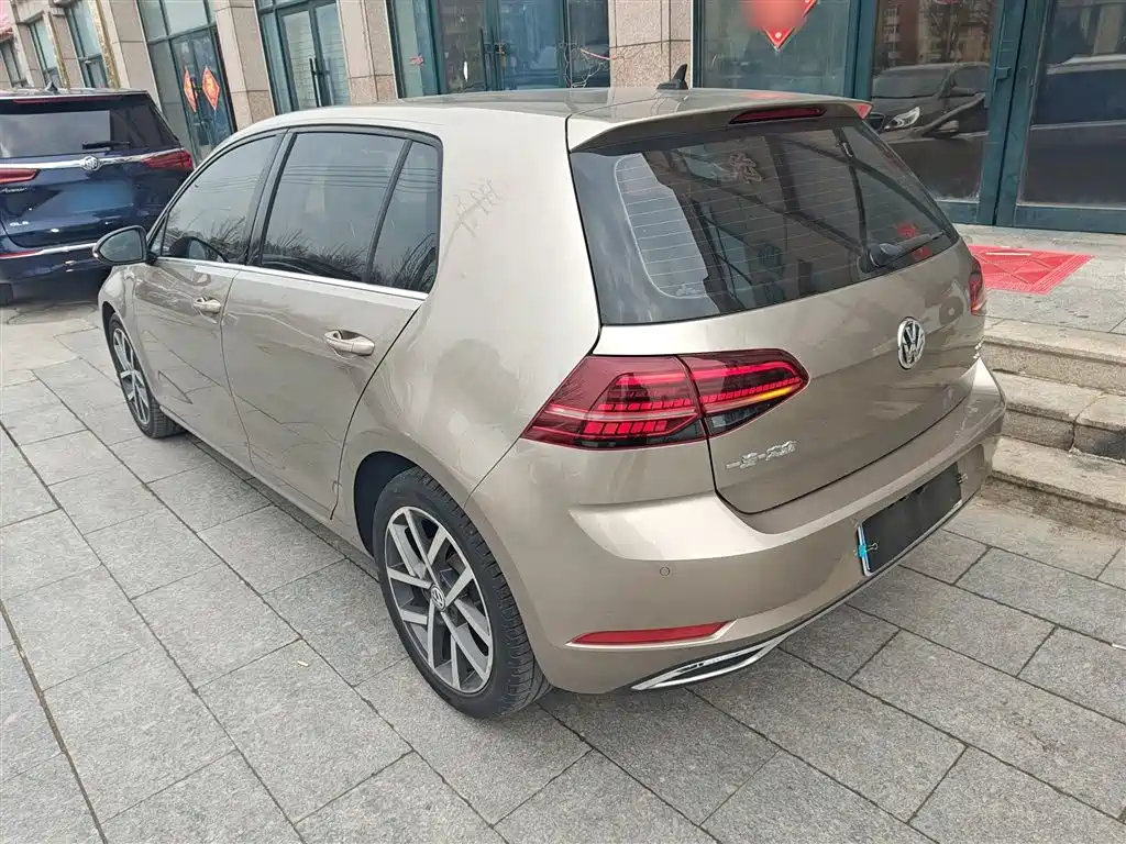 Volkswagen Golf 2019 280TSI DSG Luxury (China V) фото 23