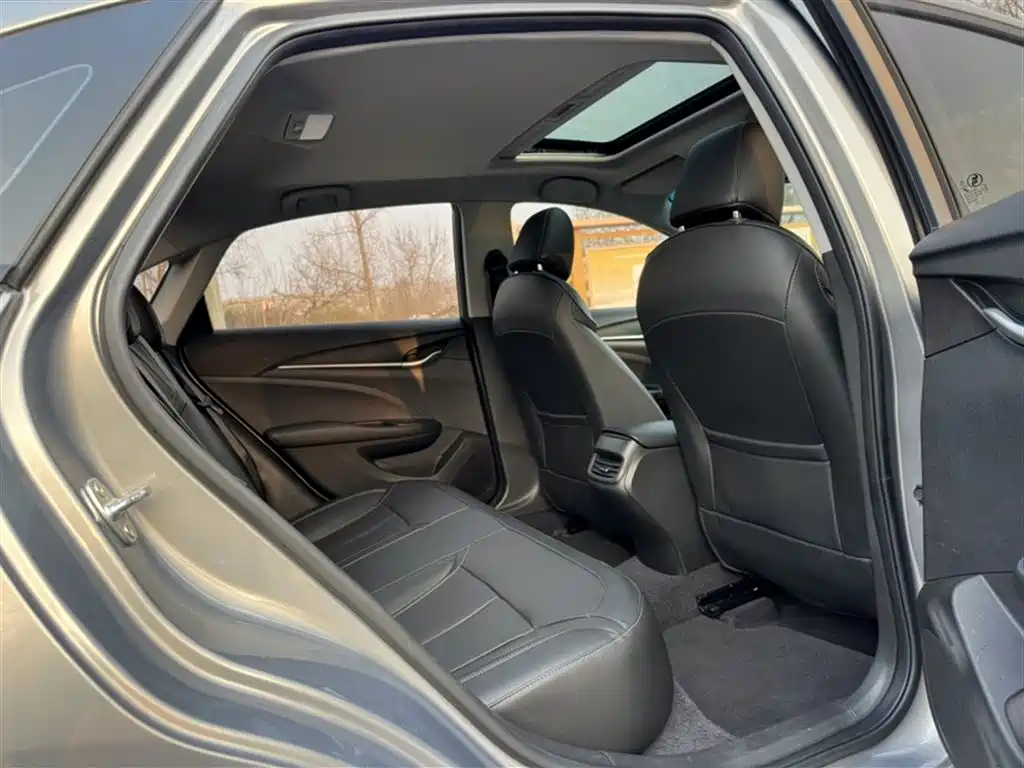 Buick Excelle 2018 18T Automatic Elite фото 13