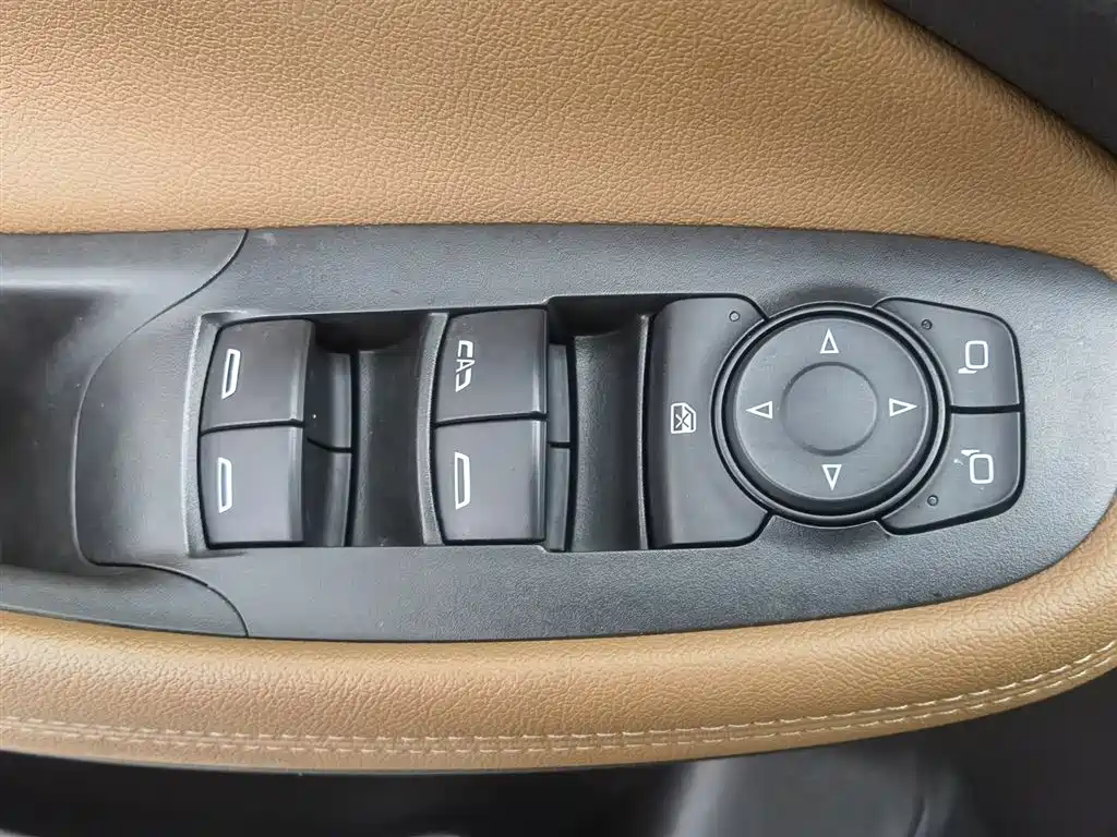 Buick Encore GX 2020 20T CVT 2WD Luxury Model фото 9