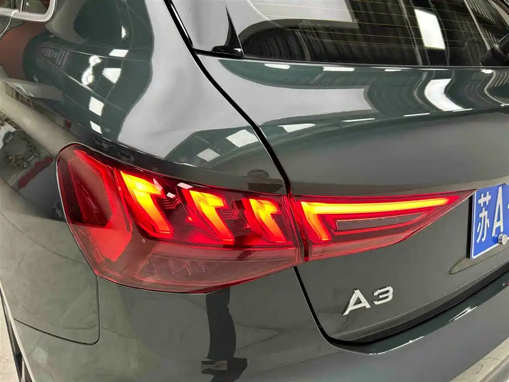 Audi A3 2023 Facelift Sportback 35 TFSI Luxury Sport фото 19