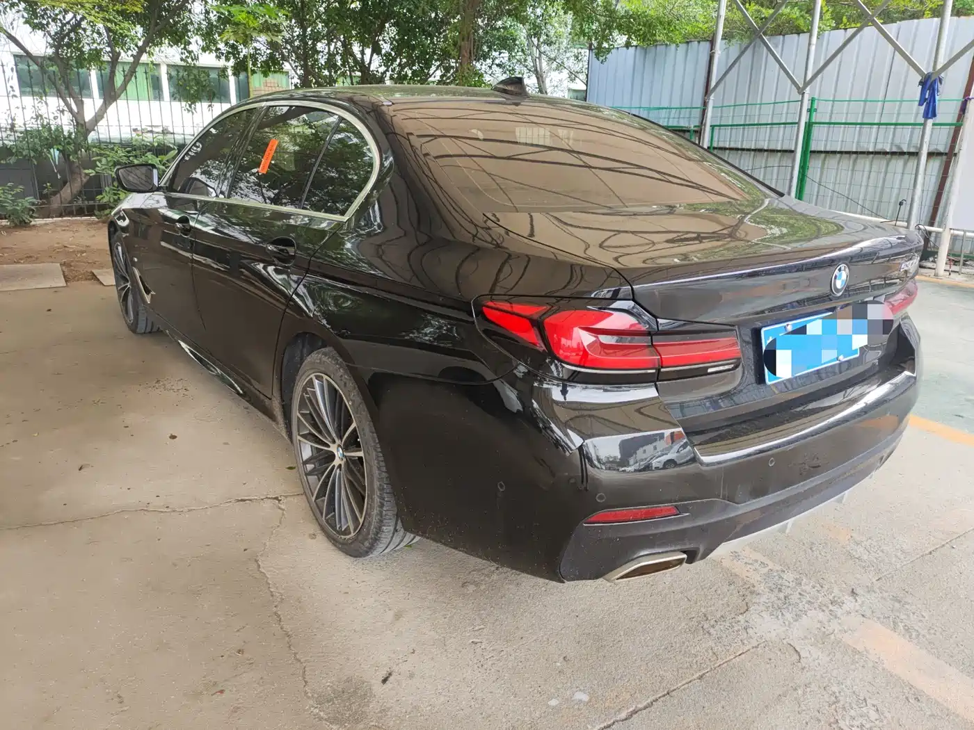 BMW 5 SERIES