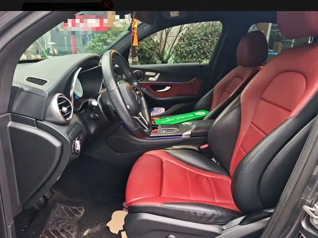Mercedes-Benz GLC Coupe 2020 GLC 300 4MATIC Coupe SUV фото 14